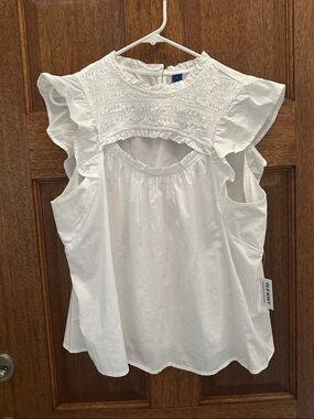 nWT Old Navy White Ruffle-Sleeve Smocked Yoke Blouse LARGE